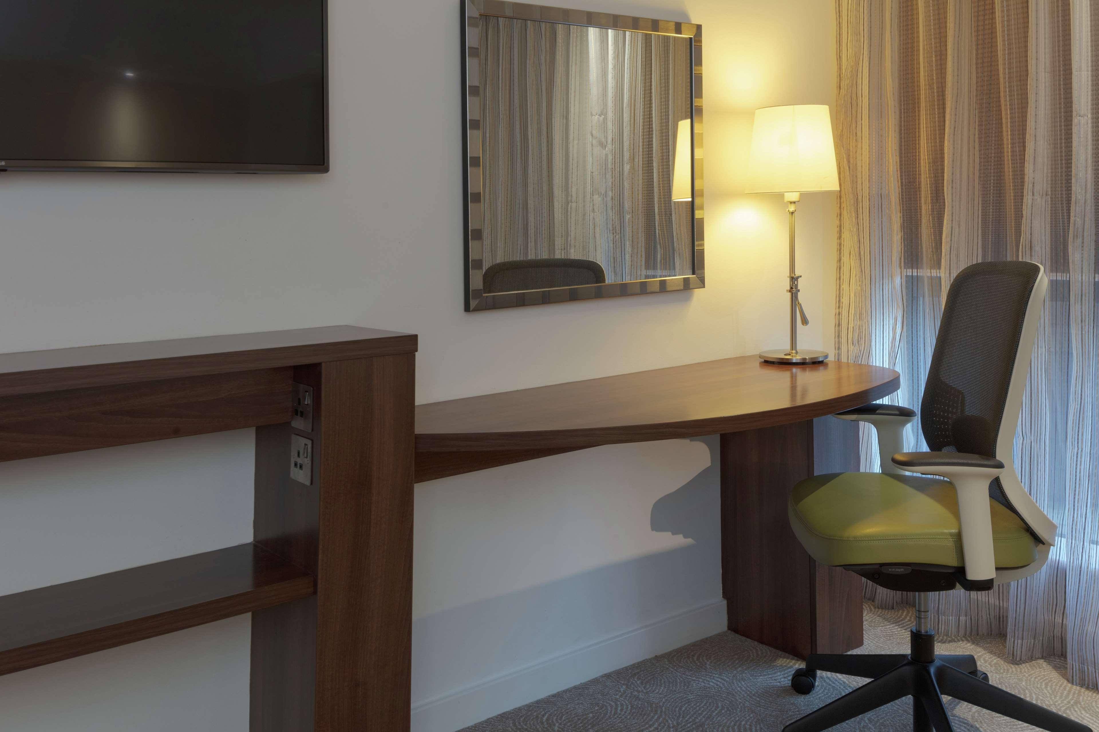 Hampton By Hilton Corby 호텔 외부 사진