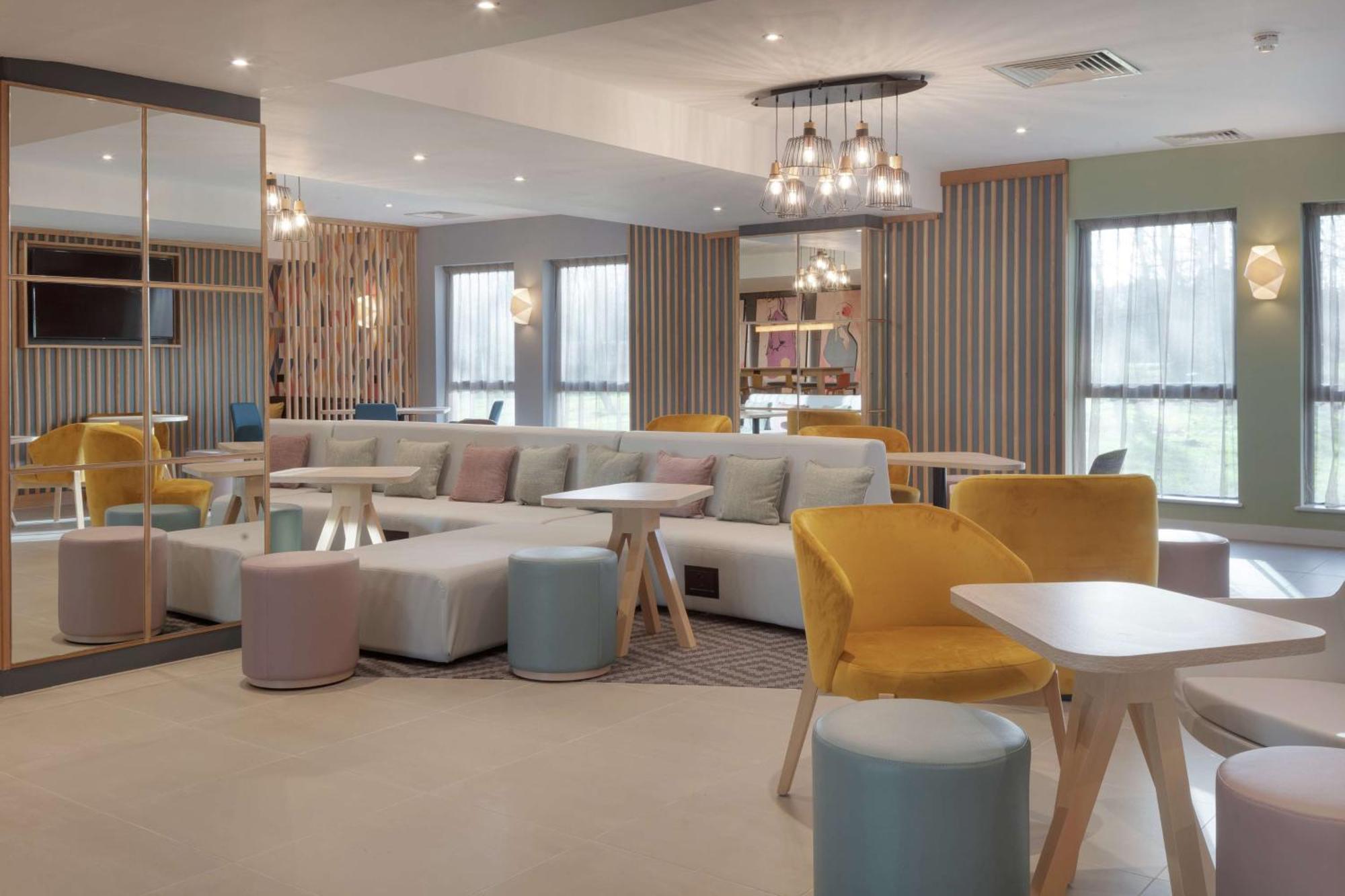 Hampton By Hilton Corby 호텔 외부 사진