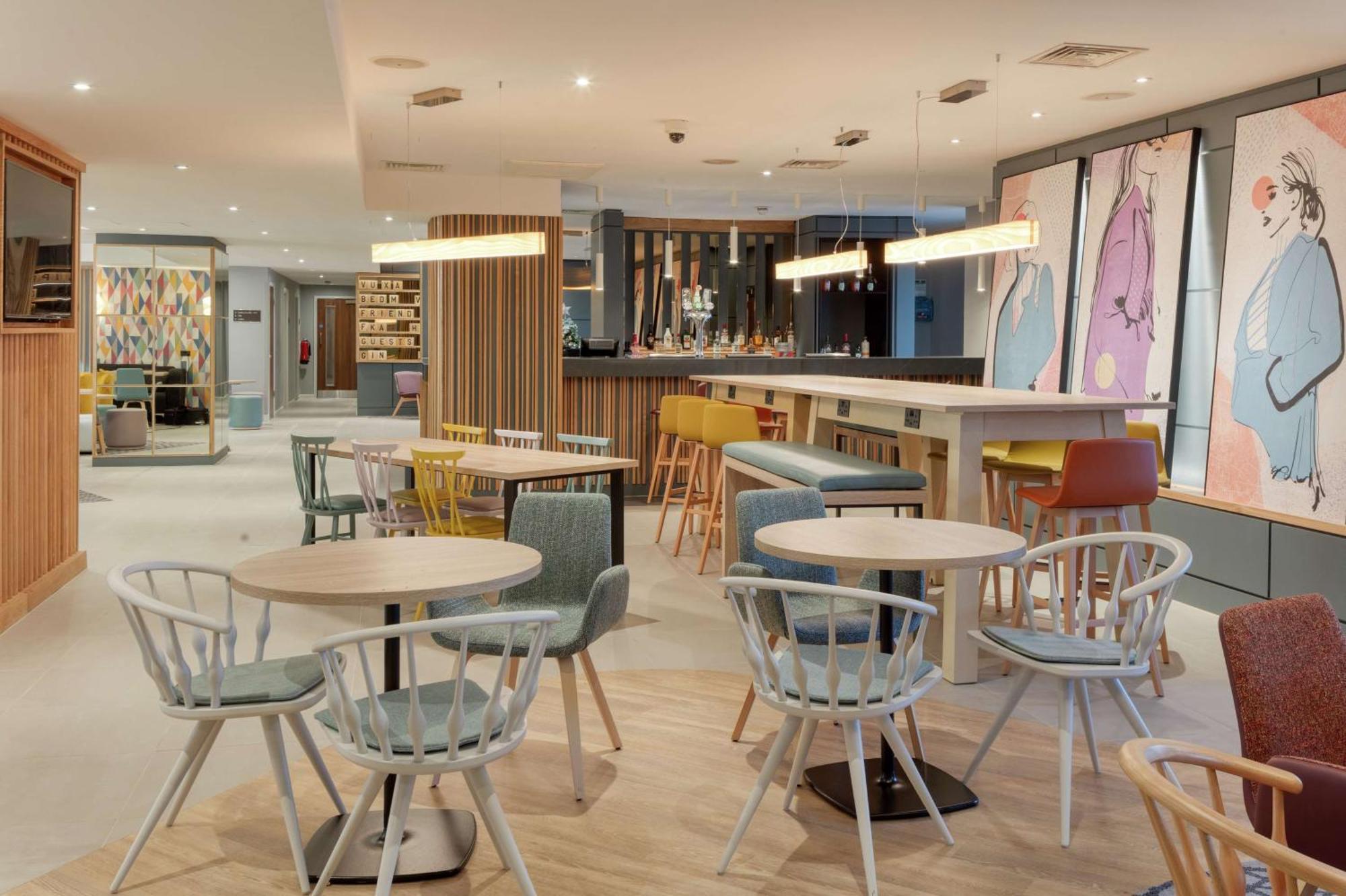 Hampton By Hilton Corby 호텔 외부 사진